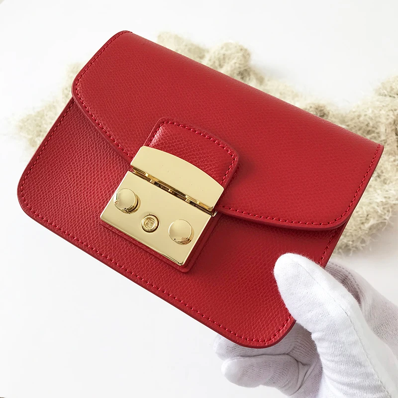 Trendy brand popular one-shoulder messenger bag genuine leather all-match fashion chain bag ladies mini shoulder bag 2021 luxury
Trendy brand popular one-shoulder messenger bag genuine leather all-match fashion chain bag ladies mini shoulder bag 2021 luxury