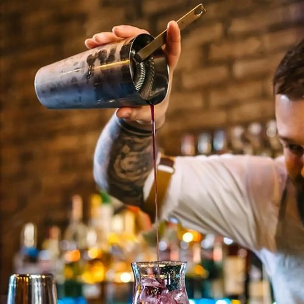 Cocktail Shaker Making Set Bartender Kit for Mixer Wine Martini 304 Stainless Steel Bars Tool Home Drink Party Accessories
Cocktail Shaker Making Set Bartender Kit for Mixer Wine Martini 304 Stainless Steel Bars Tool Home Drink Party Accessories