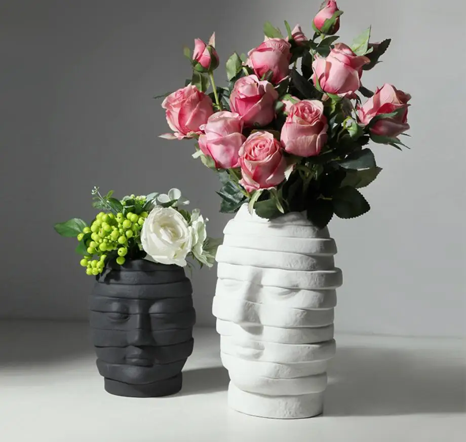 Nordic head Black bum vase china porcelain white vase face art avatar ceramic crafts living room Ornaments home decoration
Nordic head Black bum vase china porcelain white vase face art avatar ceramic crafts living room Ornaments home decoration