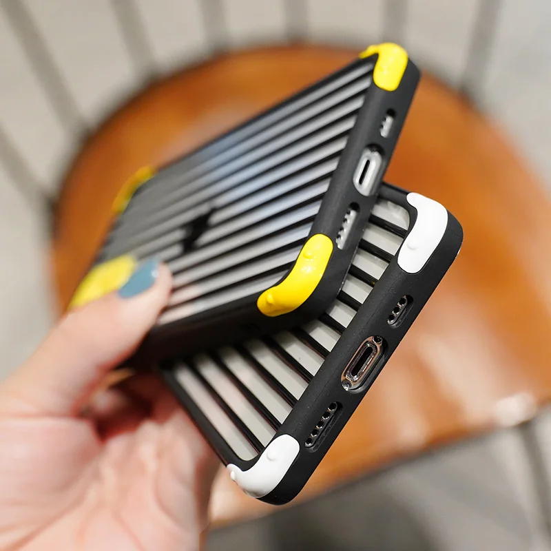 sumkeymi For iPhone 12 Pro Max Mini 11pro XR XS 7 8 Plus Electroplating Phone Case Plating Stripe Square Frame Anti-drop Cover
sumkeymi For iPhone 12 Pro Max Mini 11pro XR XS 7 8 Plus Electroplating Phone Case Plating Stripe Square Frame Anti-drop Cover