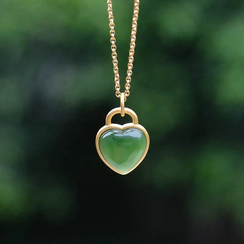 Natural Hetian Jade Love Heart-Shaped Jasper S925 Sterling Silver Pendant Jade Vintage Gilding Craft Silver Necklace Pendant
Natural Hetian Jade Love Heart-Shaped Jasper S925 Sterling Silver Pendant Jade Vintage Gilding Craft Silver Necklace Pendant