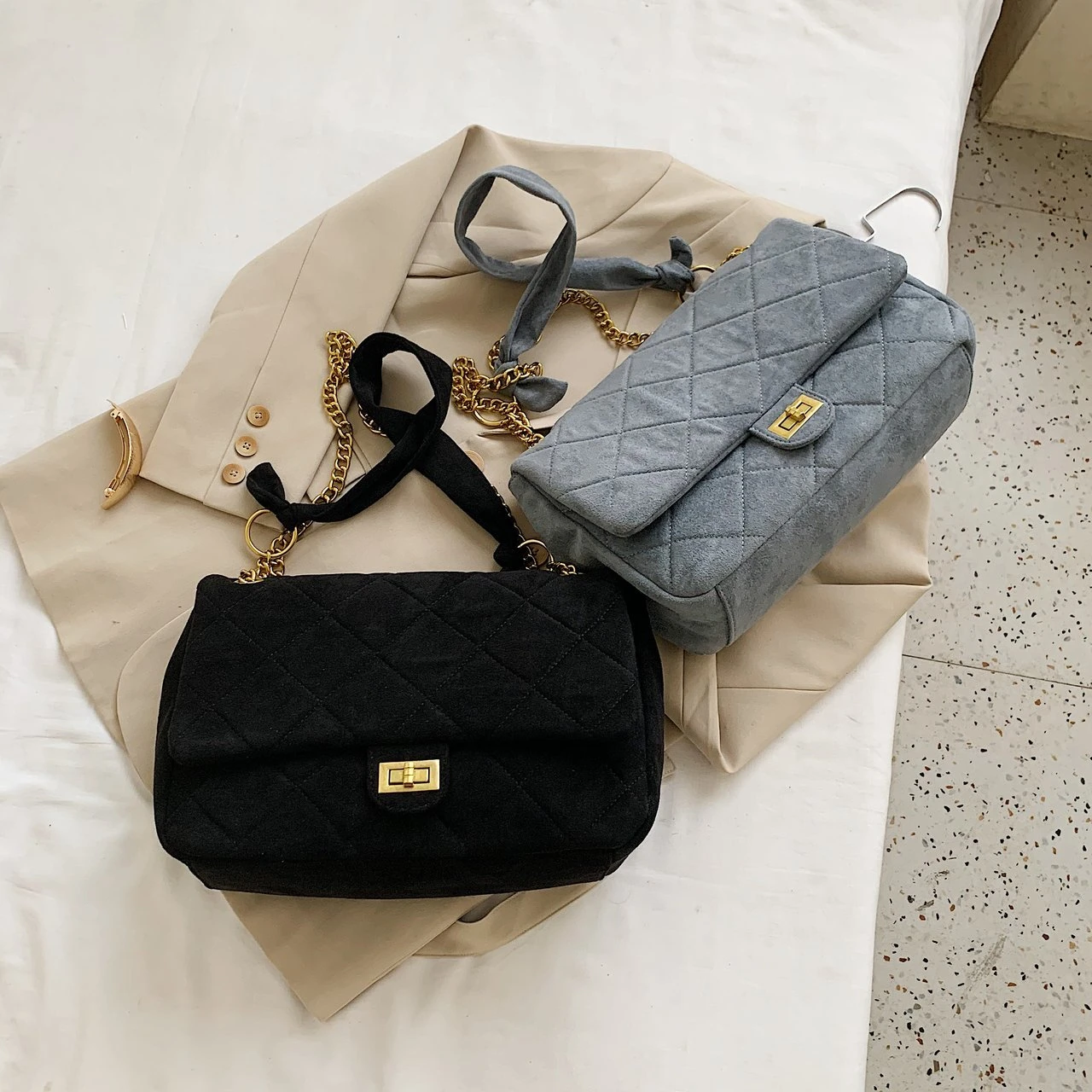 Frosted Design Crossbody Bags for Women 2021 Fashion Women's Trending Branded PU Leather Shoulder Bag Luxury Chain Hand Bag Sac
Frosted Design Crossbody Bags for Women 2021 Fashion Women's Trending Branded PU Leather Shoulder Bag Luxury Chain Hand Bag Sac
