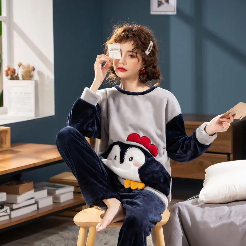 Long Sleeve Warm Flannel Pajamas Winter Women Pajama Sets Print Thicken Sleepwear Pyjamas Plus Size 4XL 5XL 85kg Nightwear Set
Long Sleeve Warm Flannel Pajamas Winter Women Pajama Sets Print Thicken Sleepwear Pyjamas Plus Size 4XL 5XL 85kg Nightwear Set
