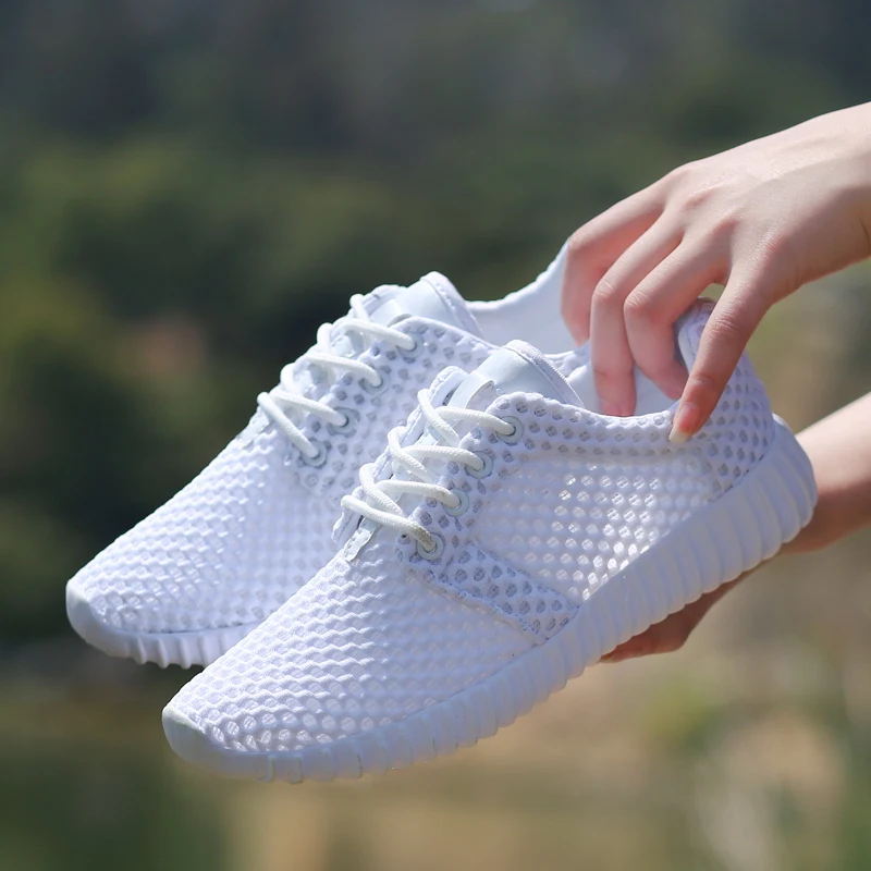 2021 New Mesh Women Flat Shoes Lightweight Women Sneakers Breathable Ladies Casual Shoes Chaussure Femme Calzado Mujer Plus Size
2021 New Mesh Women Flat Shoes Lightweight Women Sneakers Breathable Ladies Casual Shoes Chaussure Femme Calzado Mujer Plus Size