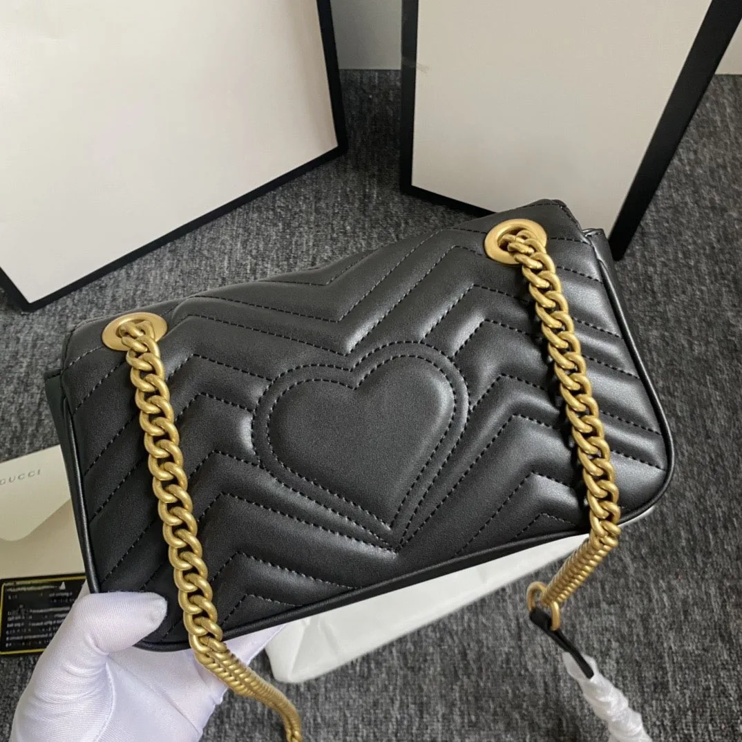 Luxury ladies brand new genuine leather love chain bag shoulder bag classic mini GG messenger bag
Luxury ladies brand new genuine leather love chain bag shoulder bag classic mini GG messenger bag