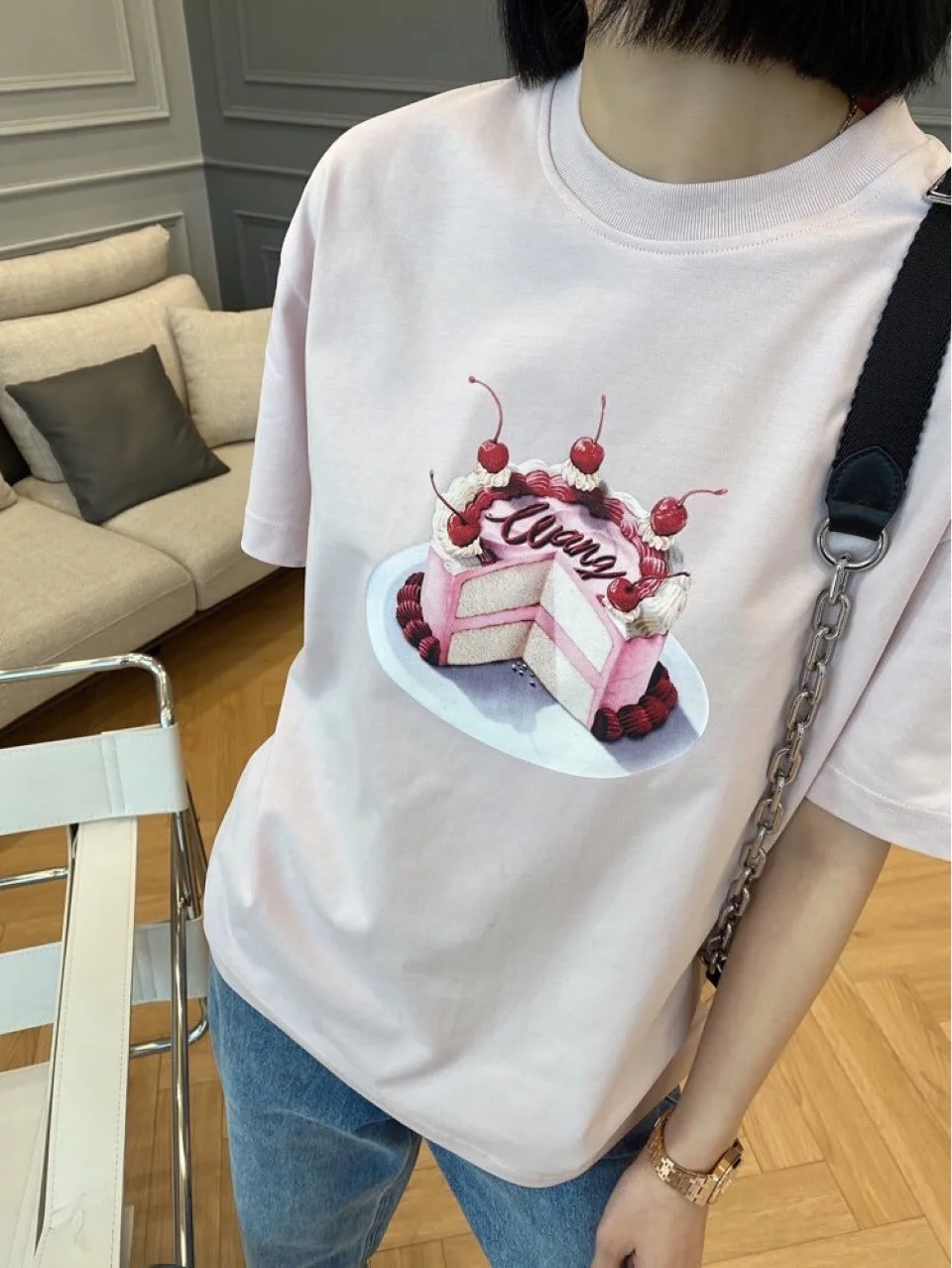 Alexander Tide Brand Digital Printing Bi Real Birthday Cake Pattern Short-sleeved T-shirt Men and Women 2021 Loose Casual Tee
Alexander Tide Brand Digital Printing Bi Real Birthday Cake Pattern Short-sleeved T-shirt Men and Women 2021 Loose Casual Tee