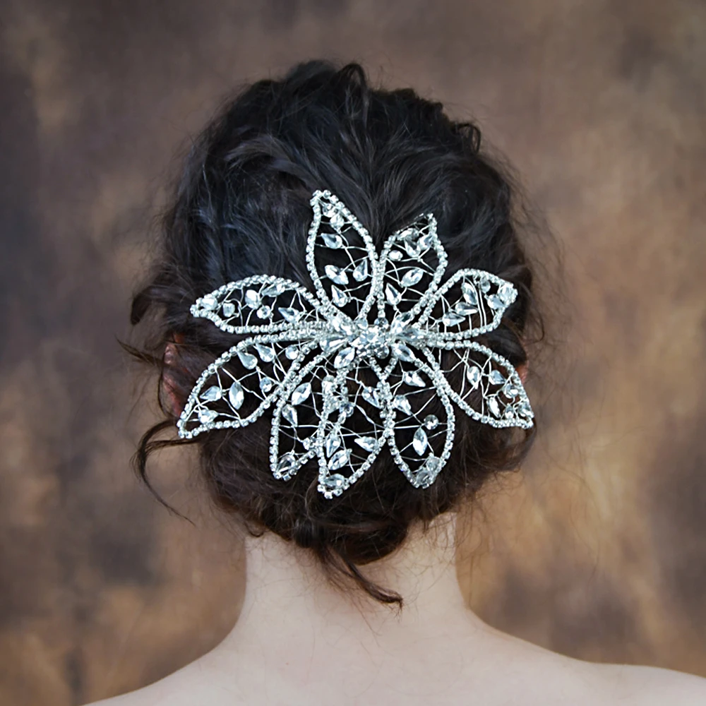 100% Handmade Shinny Crystal Bridal Hair Jewelry Wedding Tiara Headband Shinny Big Flower Bride Hairband Bridal Hair Accessories
100% Handmade Shinny Crystal Bridal Hair Jewelry Wedding Tiara Headband Shinny Big Flower Bride Hairband Bridal Hair Accessories