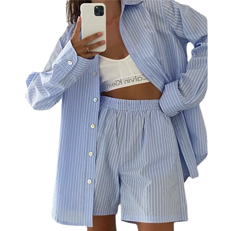 Loung Wear Tracksuit Women Shorts Set Stripe Long Sleeve Shirt Tops And Loose High Waisted Shorts two piece pants set
Loung Wear Tracksuit Women Shorts Set Stripe Long Sleeve Shirt Tops And Loose High Waisted Shorts two piece pants set