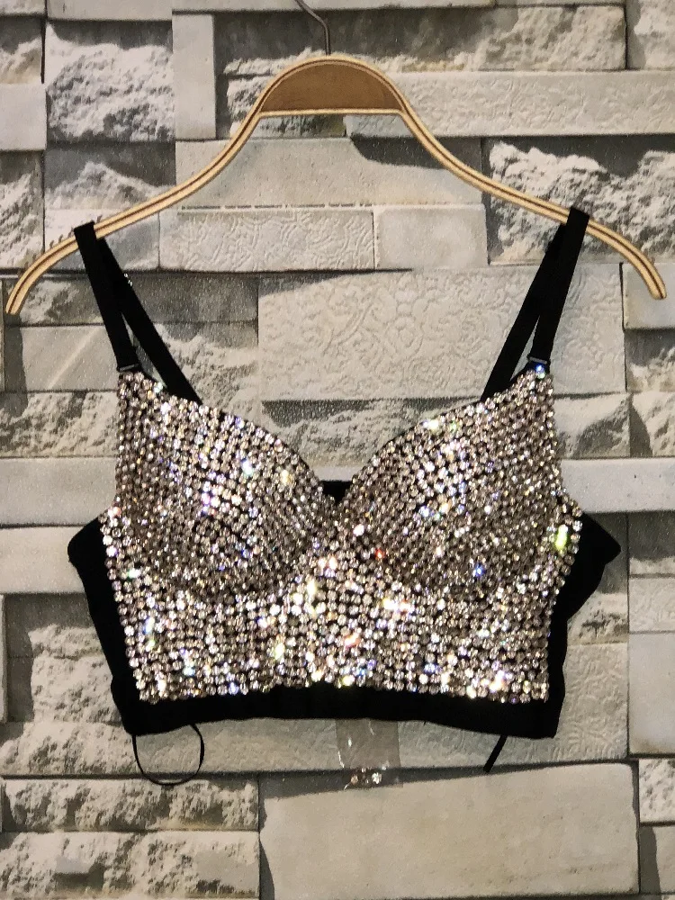 The new diamond strap sexy star diamond-studded ultra-short tube top strap
The new diamond strap sexy star diamond-studded ultra-short tube top strap