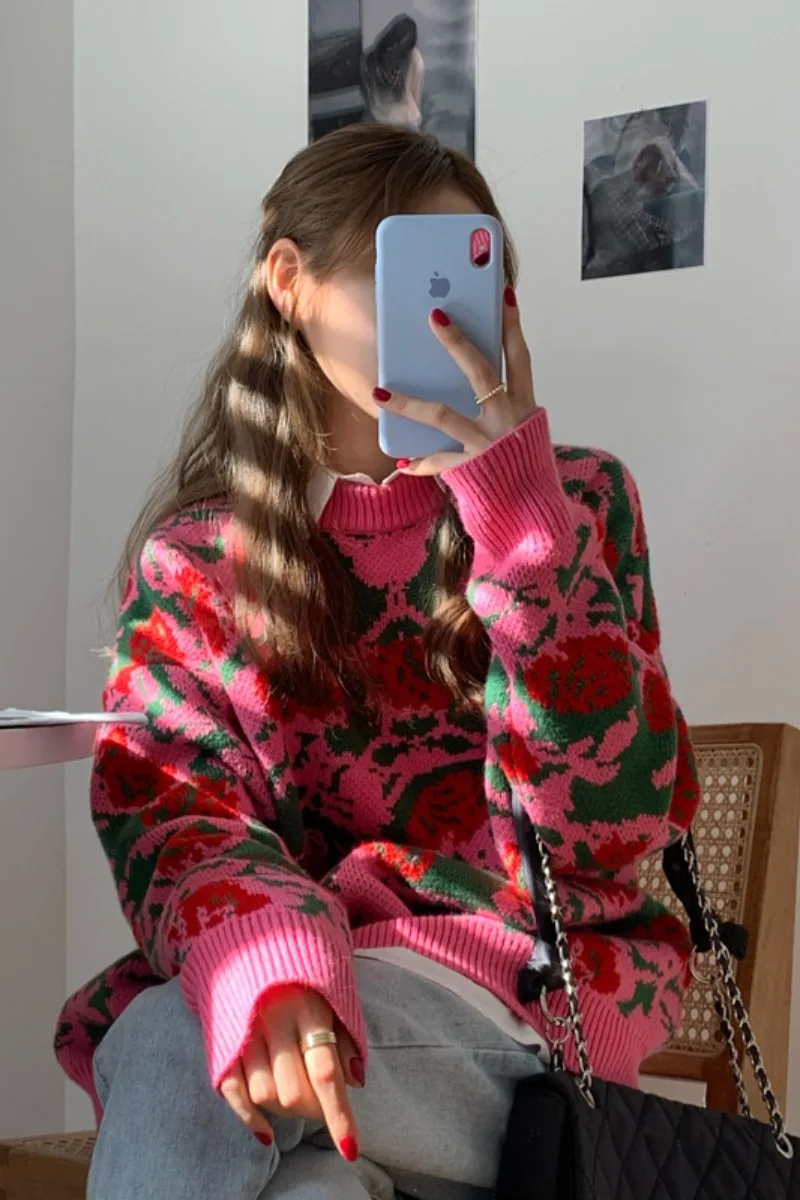 Autumn and Winter Pullover Sweater Women's 2020 New Korean Style Retro Loose Outerwear Sweater Long Sleeve Top
Autumn and Winter Pullover Sweater Women's 2020 New Korean Style Retro Loose Outerwear Sweater Long Sleeve Top