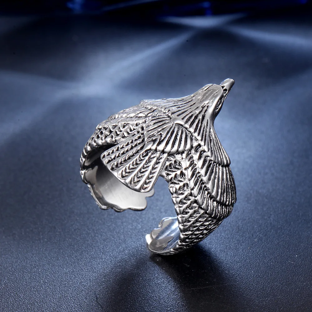 Retro Titanium Steel Animal Eagle Ring Personality Punk Men's Ring Motorcycle Up Hip Hop Rock Jewelry Gothic Ring Birthday Gift
Retro Titanium Steel Animal Eagle Ring Personality Punk Men's Ring Motorcycle Up Hip Hop Rock Jewelry Gothic Ring Birthday Gift