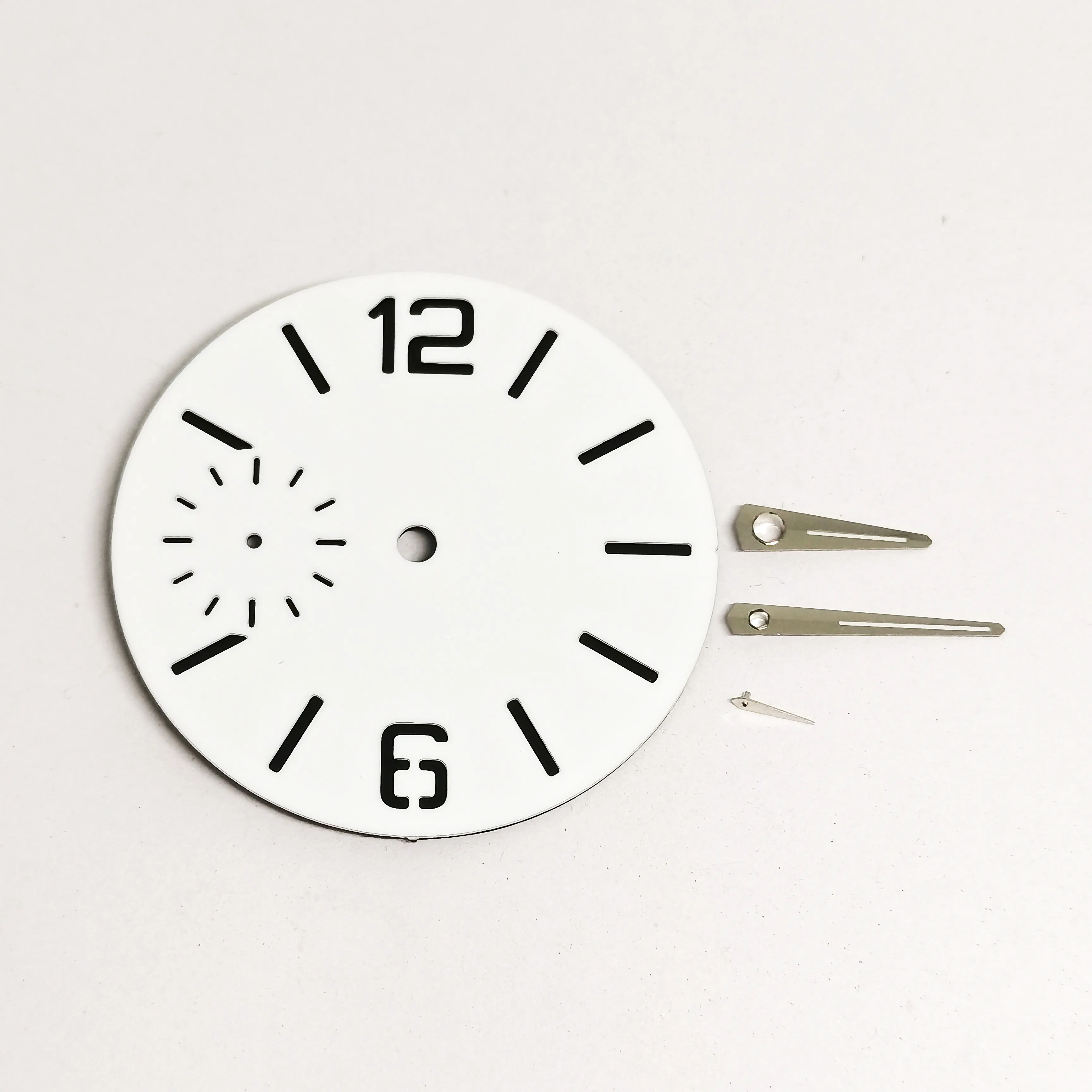 Man's Watch Part 38.5mm White Dial And Hands Fit St36 Eta6497Manual Winding Movement
Man's Watch Part 38.5mm White Dial And Hands Fit St36 Eta6497Manual Winding Movement
