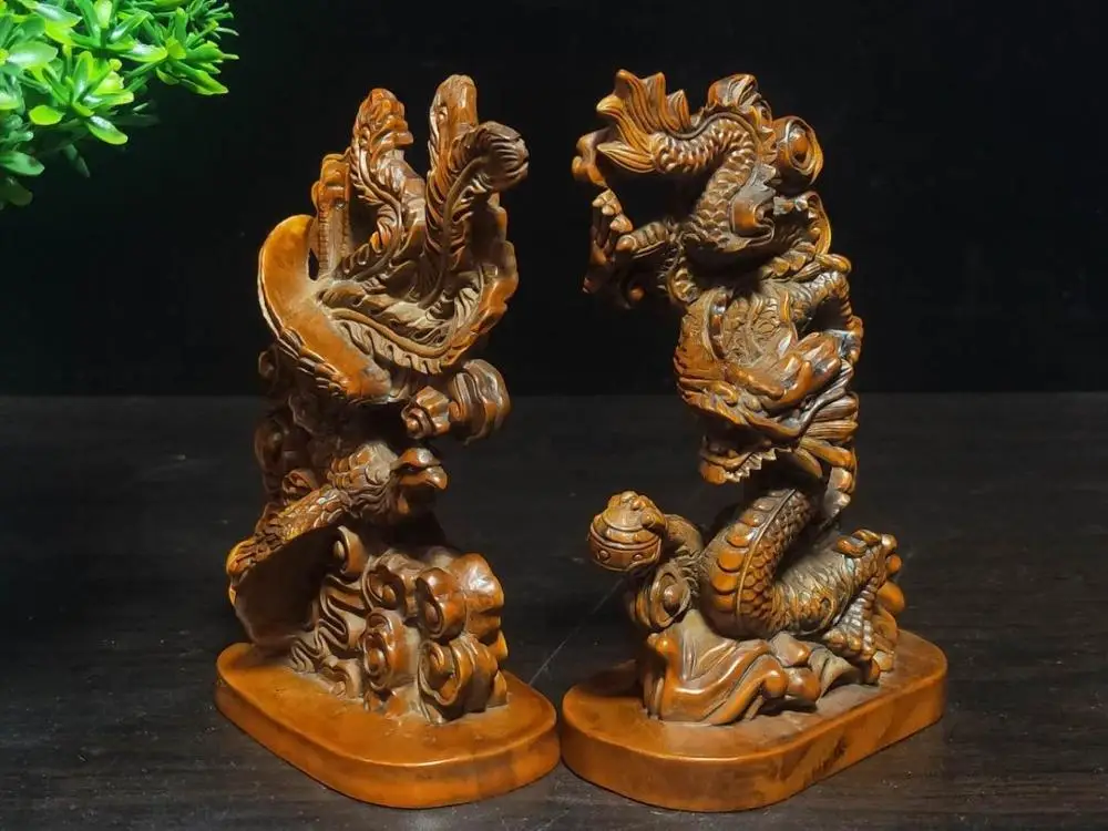 wedding decoration Chinese Boxwood Wood Carved Dragon and Phoenix Chengxiang statue
wedding decoration Chinese Boxwood Wood Carved Dragon and Phoenix Chengxiang statue