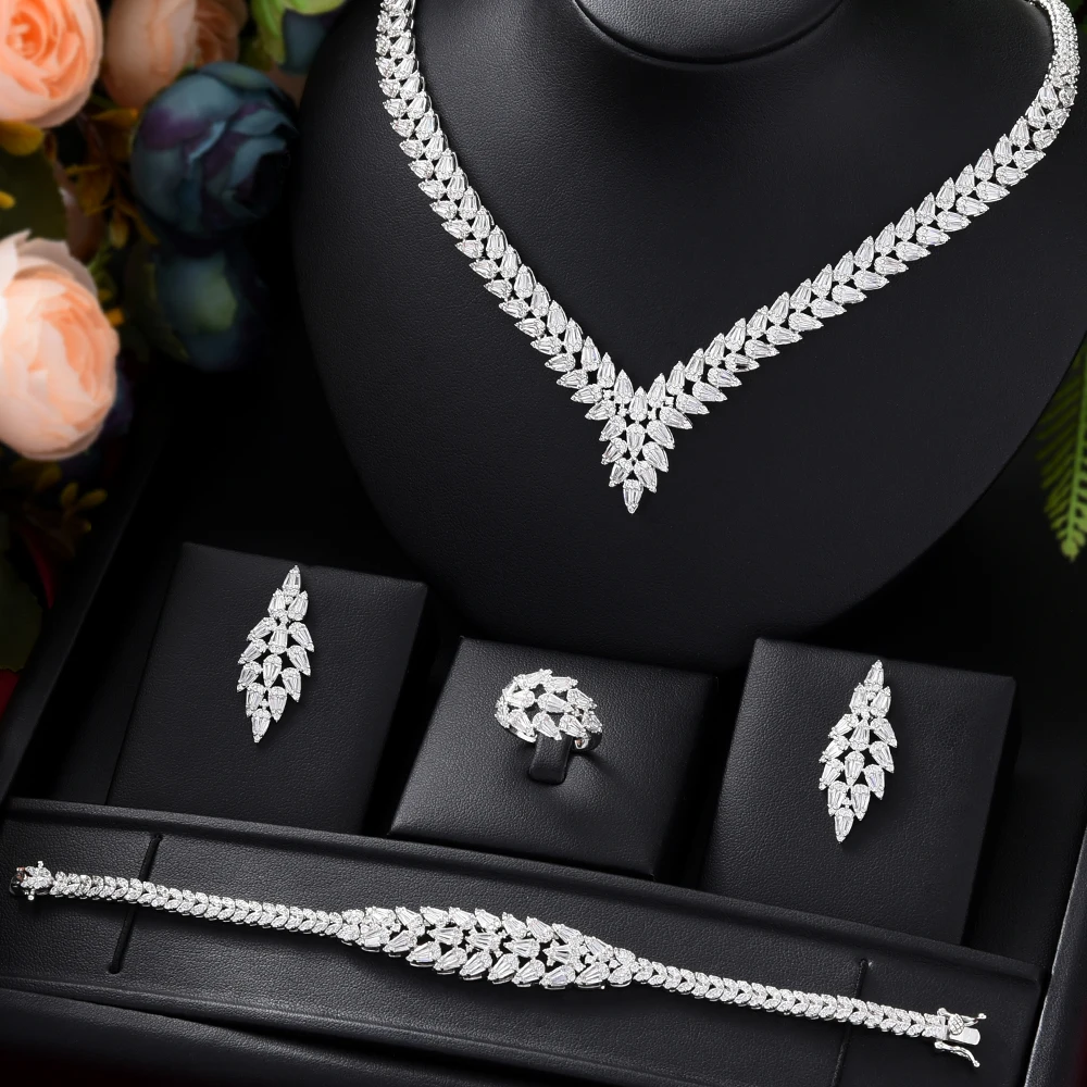 KellyBola Exclusive Dubai Jewelry Luxury Cubic Zirconia Necklace Earrings Bracelet Ring Set Wedding Jewelry for Women
KellyBola Exclusive Dubai Jewelry Luxury Cubic Zirconia Necklace Earrings Bracelet Ring Set Wedding Jewelry for Women