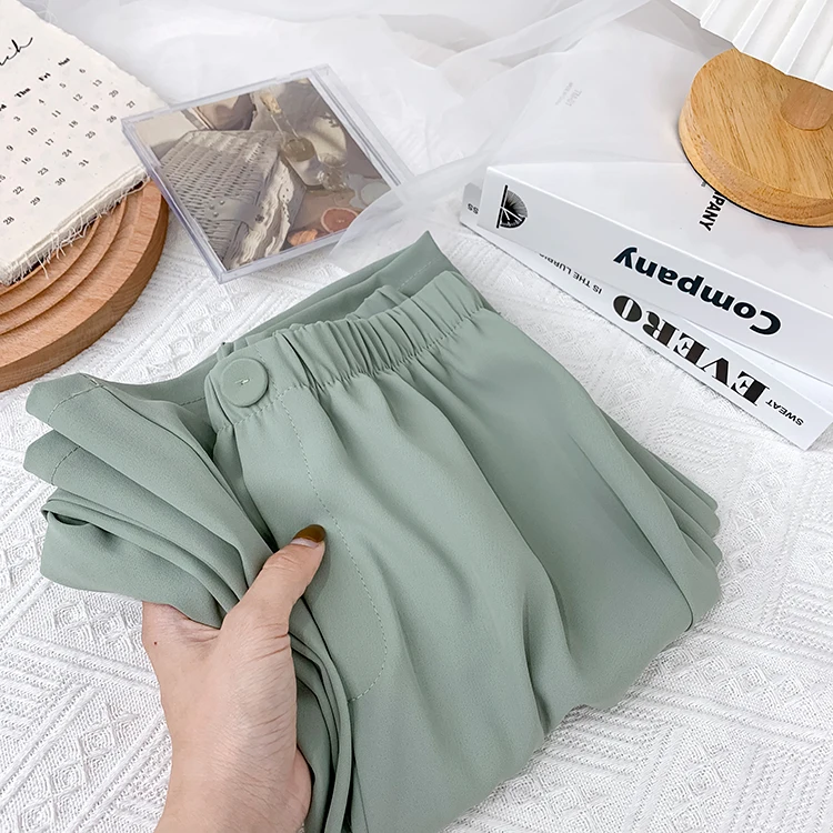 Women Chiffon Wide Leg Pants Summer Elastic High Waisted Streetwear Baggy Pants Ladies Button Office Ankle-Length Pants
Women Chiffon Wide Leg Pants Summer Elastic High Waisted Streetwear Baggy Pants Ladies Button Office Ankle-Length Pants