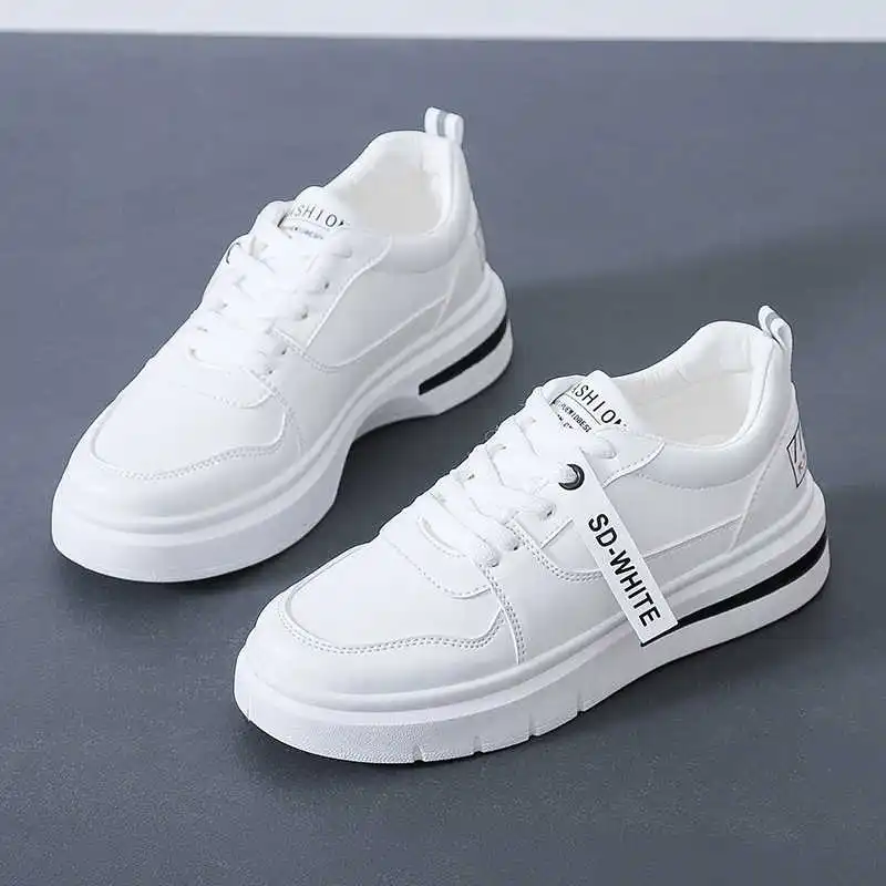 Versatile Breathable Small White Shoes Women's New Korean Thick Soled Shoes Girl Students' Street Shoes Women Flat Shoes 
Versatile Breathable Small White Shoes Women's New Korean Thick Soled Shoes Girl Students' Street Shoes Women Flat Shoes