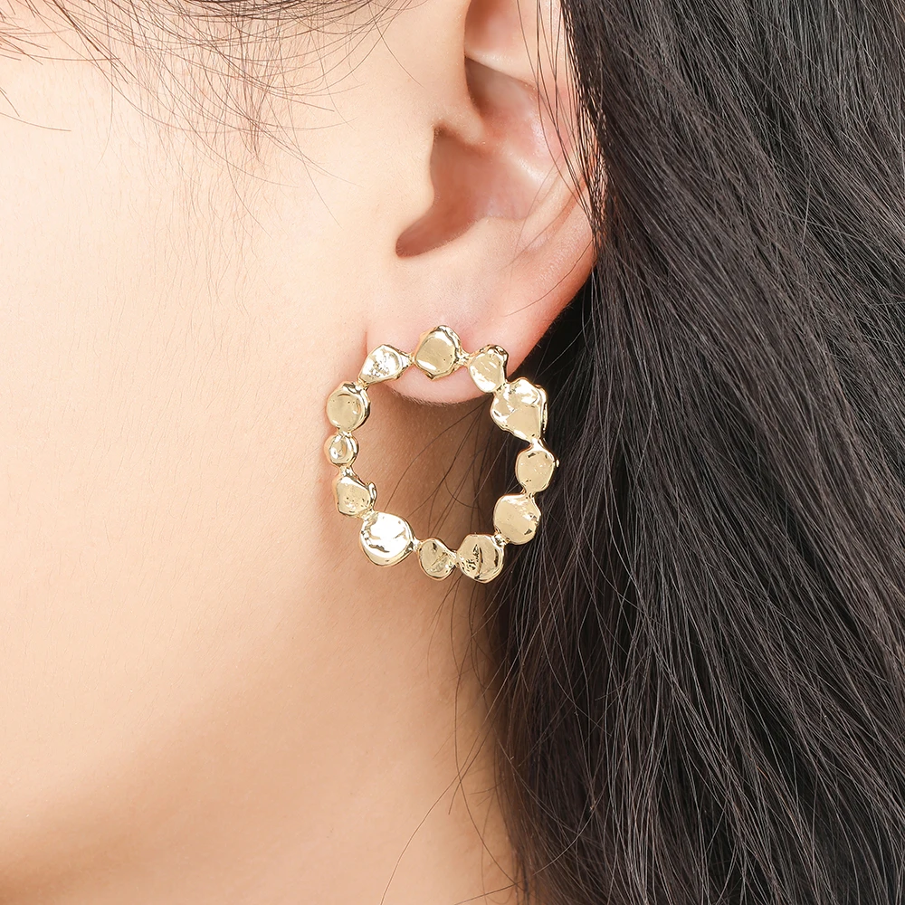 WYBU Irregular Dots 14K Gold Plated Circle Stud Earring For Women Men Fashion Silver Plated Stud Pin Not Fade Earing Ear Jewelry
WYBU Irregular Dots 14K Gold Plated Circle Stud Earring For Women Men Fashion Silver Plated Stud Pin Not Fade Earing Ear Jewelry