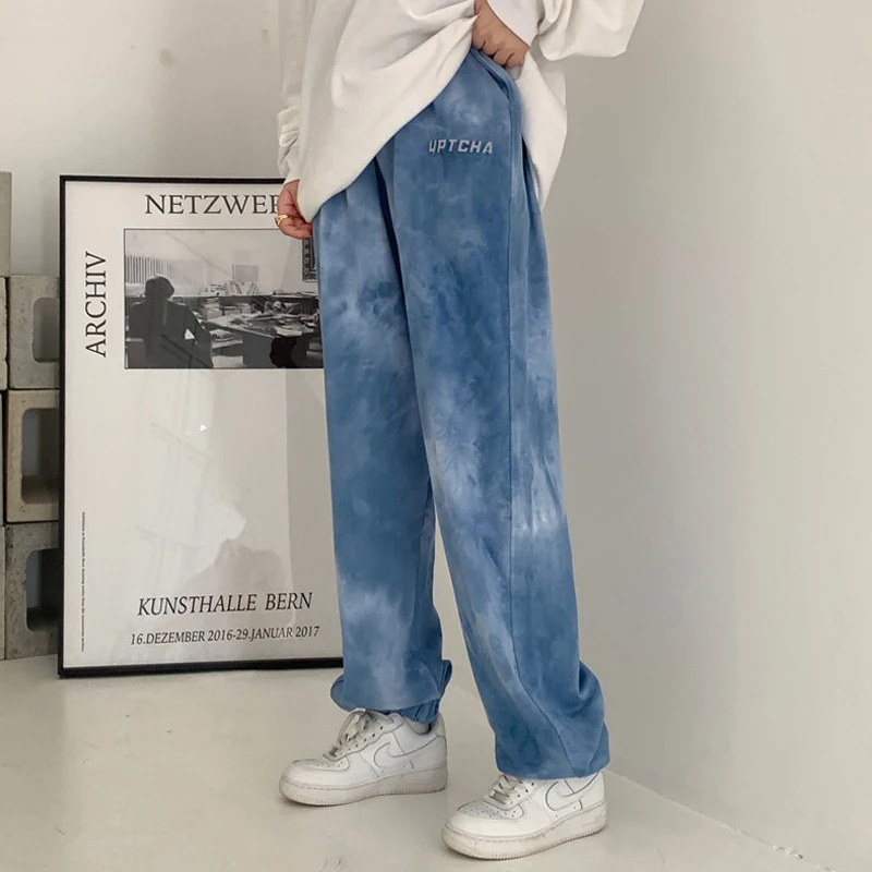 Wide leg pants 2021 autumn winter new loose straight tube slim European and American guard pants tie dyed casual sports pants
Wide leg pants 2021 autumn winter new loose straight tube slim European and American guard pants tie dyed casual sports pants