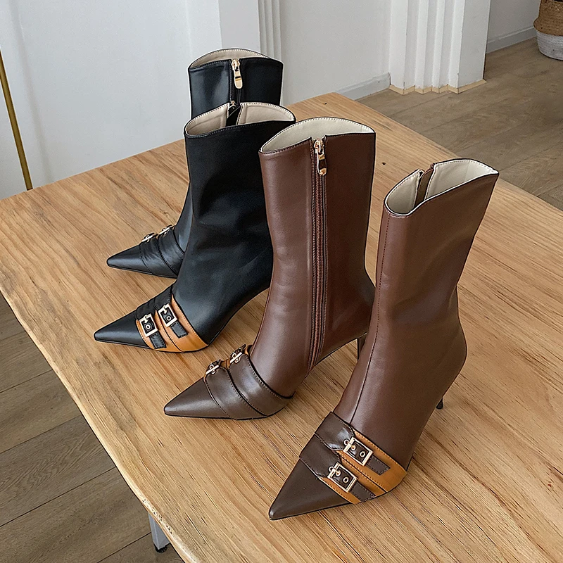 2020 New winter Genuine leather Women boots Unique design pointed High heels Fashion boots Women shoes
2020 New winter Genuine leather Women boots Unique design pointed High heels Fashion boots Women shoes