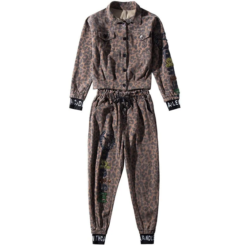 Europe 2-piece Set Women's New Leopard Print Denim Jacket Locomotive Jacket Top And Harlan Pants Fashion Two-piece Suit Women
Europe 2-piece Set Women's New Leopard Print Denim Jacket Locomotive Jacket Top And Harlan Pants Fashion Two-piece Suit Women