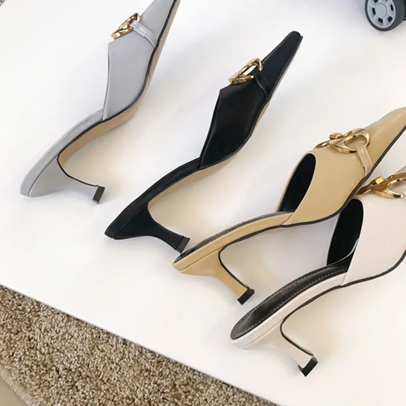 2021 Fashion Women Slippers Spring Thin High Heel Female Square Toe Slip On Mules Shoes Brand Metal Chain Elegant Ladies Causal
2021 Fashion Women Slippers Spring Thin High Heel Female Square Toe Slip On Mules Shoes Brand Metal Chain Elegant Ladies Causal