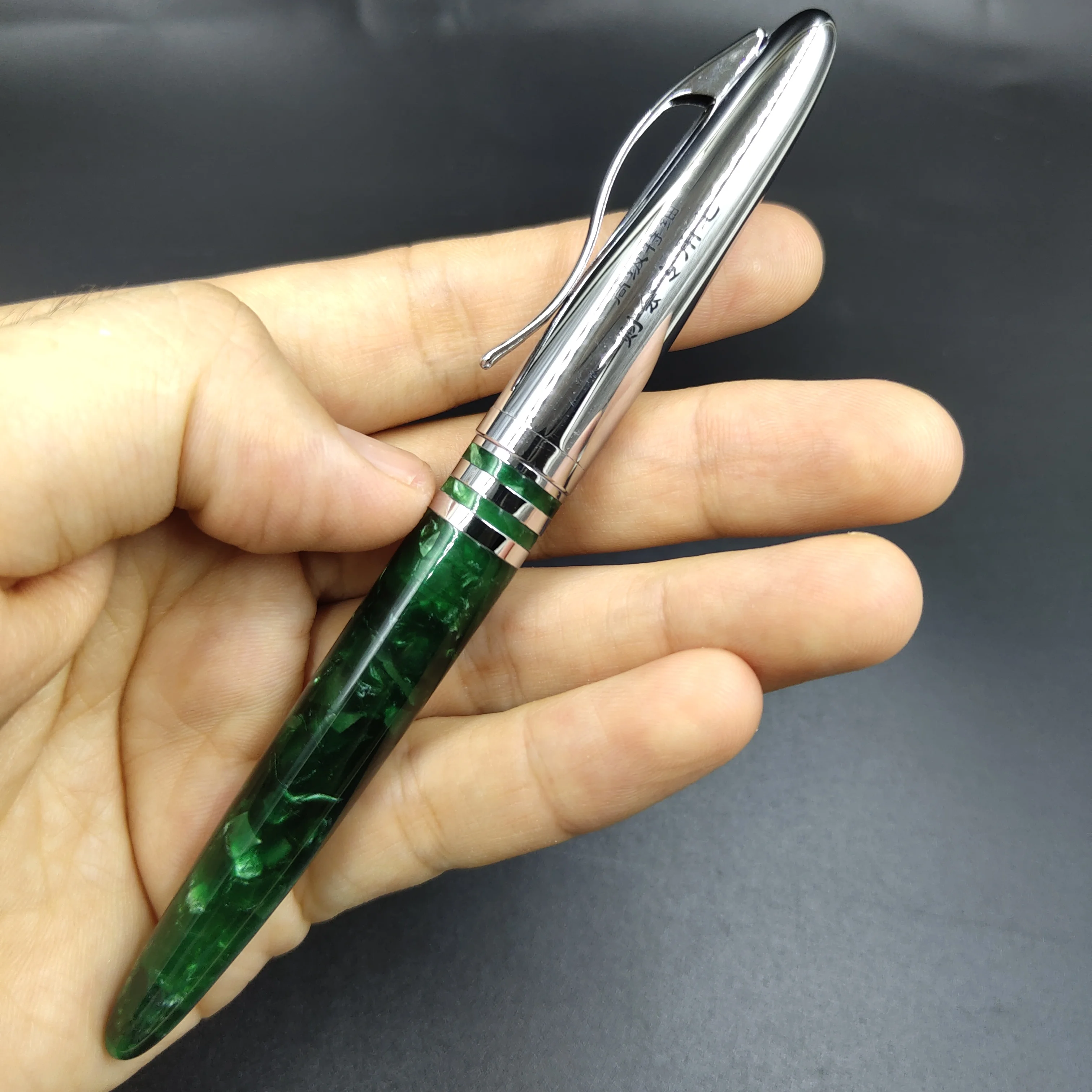 Fuliwen Acrylic Fountain Pen Metal Ink Pen Fine Nib Aerometric Filler Stationery Office School Supplies Writing Gift
Fuliwen Acrylic Fountain Pen Metal Ink Pen Fine Nib Aerometric Filler Stationery Office School Supplies Writing Gift