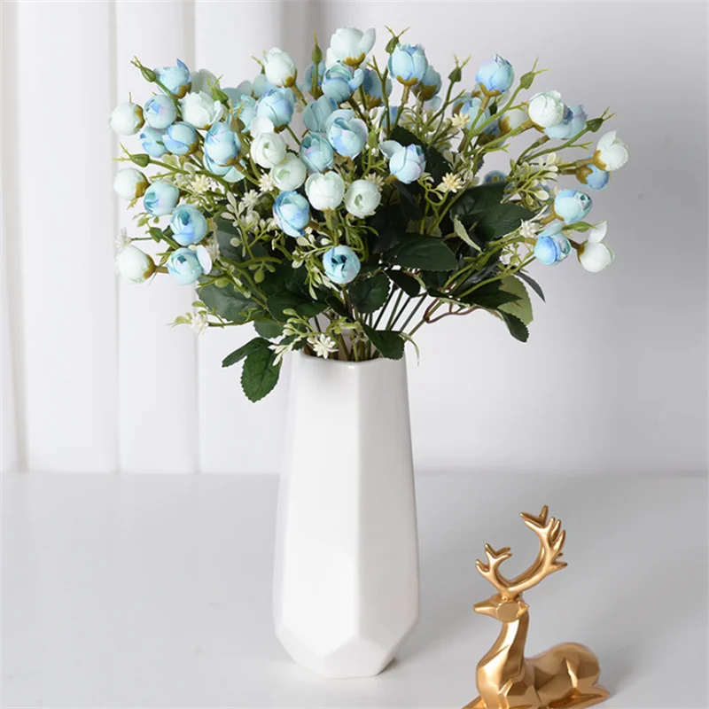 Artificial Small Rose Bouquet Rose Bud Wedding Arrangement Road Guide Flower Home Balcony Christmas DIY Party Decoration Cheap
Artificial Small Rose Bouquet Rose Bud Wedding Arrangement Road Guide Flower Home Balcony Christmas DIY Party Decoration Cheap