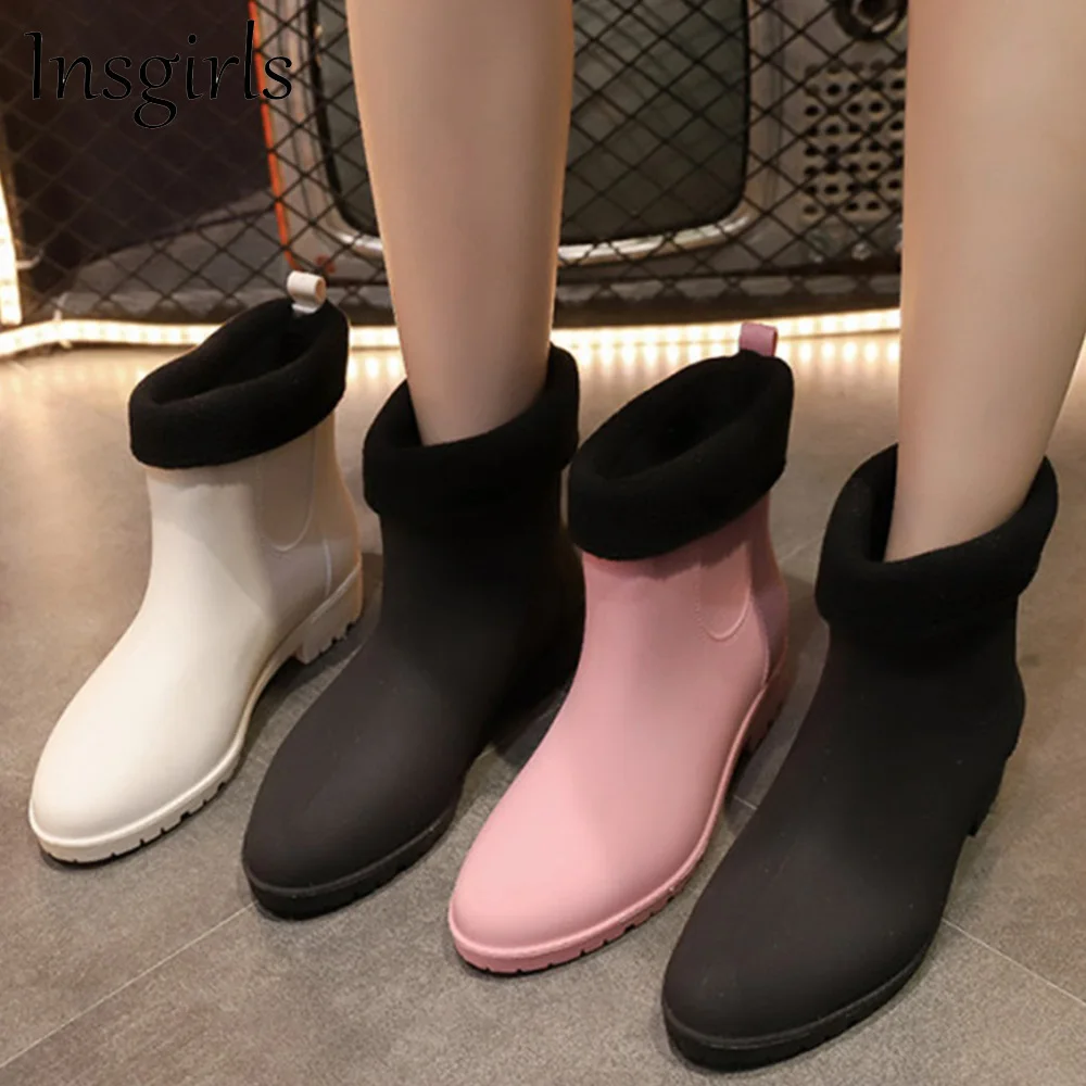 Winter Warm Rain Boots 2022 Removable Plush PVC Waterproof Water Shoes 35-39 Outdoor Female Candy Color Casual Ankle Boots
Winter Warm Rain Boots 2022 Removable Plush PVC Waterproof Water Shoes 35-39 Outdoor Female Candy Color Casual Ankle Boots