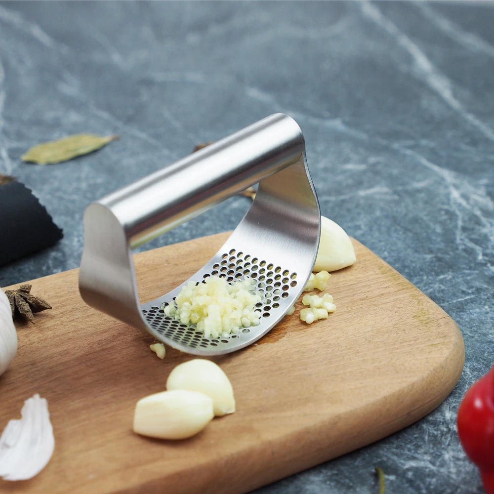 Multi-function Manual Garlic Presser Curved Garlic Grinding Slicer Chopper Stainless Steel Garlic Presses Cooking Gadgets Tool
Multi-function Manual Garlic Presser Curved Garlic Grinding Slicer Chopper Stainless Steel Garlic Presses Cooking Gadgets Tool