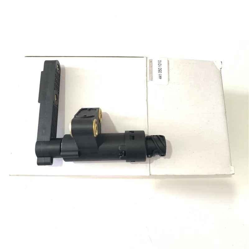 DAF height sensor, Renault Truck 441050104410501005010050422341365935, oe-s136, oe-re213, oe211312, oe-s1371934584
DAF height sensor, Renault Truck 441050104410501005010050422341365935, oe-s136, oe-re213, oe211312, oe-s1371934584