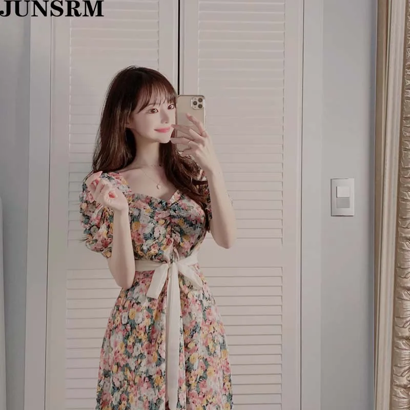 Женское винтажное шифоновое платье с коротким рукавом, V-образным вырезом 
Женское винтажное шифоновое платье с коротким рукавом, V-образным вырезом