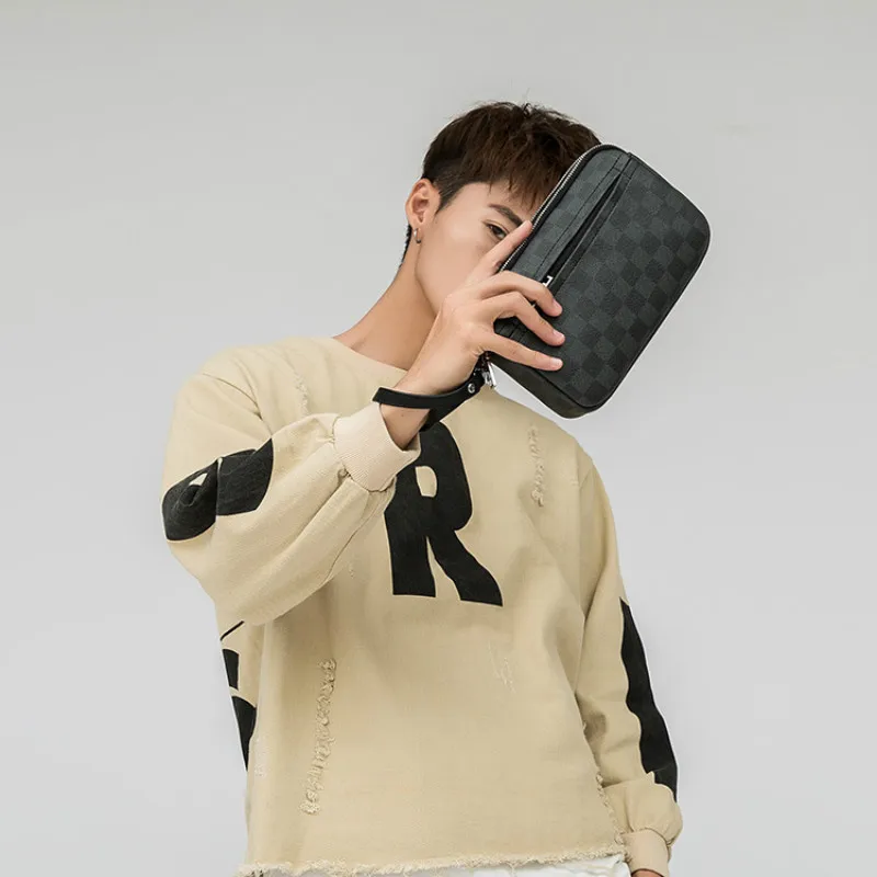 Fashion Plaid Small Leather Clutch Bags Men Handbag Double Zipper Business Man Purse Wrist Strap Hand Bag Waterproof Male Pouch
Fashion Plaid Small Leather Clutch Bags Men Handbag Double Zipper Business Man Purse Wrist Strap Hand Bag Waterproof Male Pouch