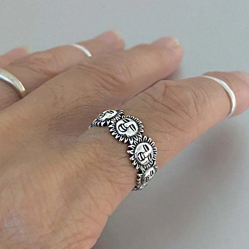 Simple Style Sunflower Ring Female Korean Personality Student Flower Retro Jewelry Fashion Cute Ring Girl
Simple Style Sunflower Ring Female Korean Personality Student Flower Retro Jewelry Fashion Cute Ring Girl