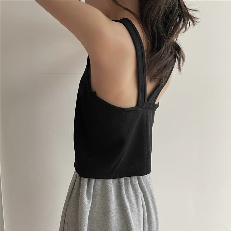 Summe Fashion Crops Tops Women Sleeveless O Neck Slim Thin Solid Tank Top Female Hollow Out Short Casual External Wear Camis
Summe Fashion Crops Tops Women Sleeveless O Neck Slim Thin Solid Tank Top Female Hollow Out Short Casual External Wear Camis