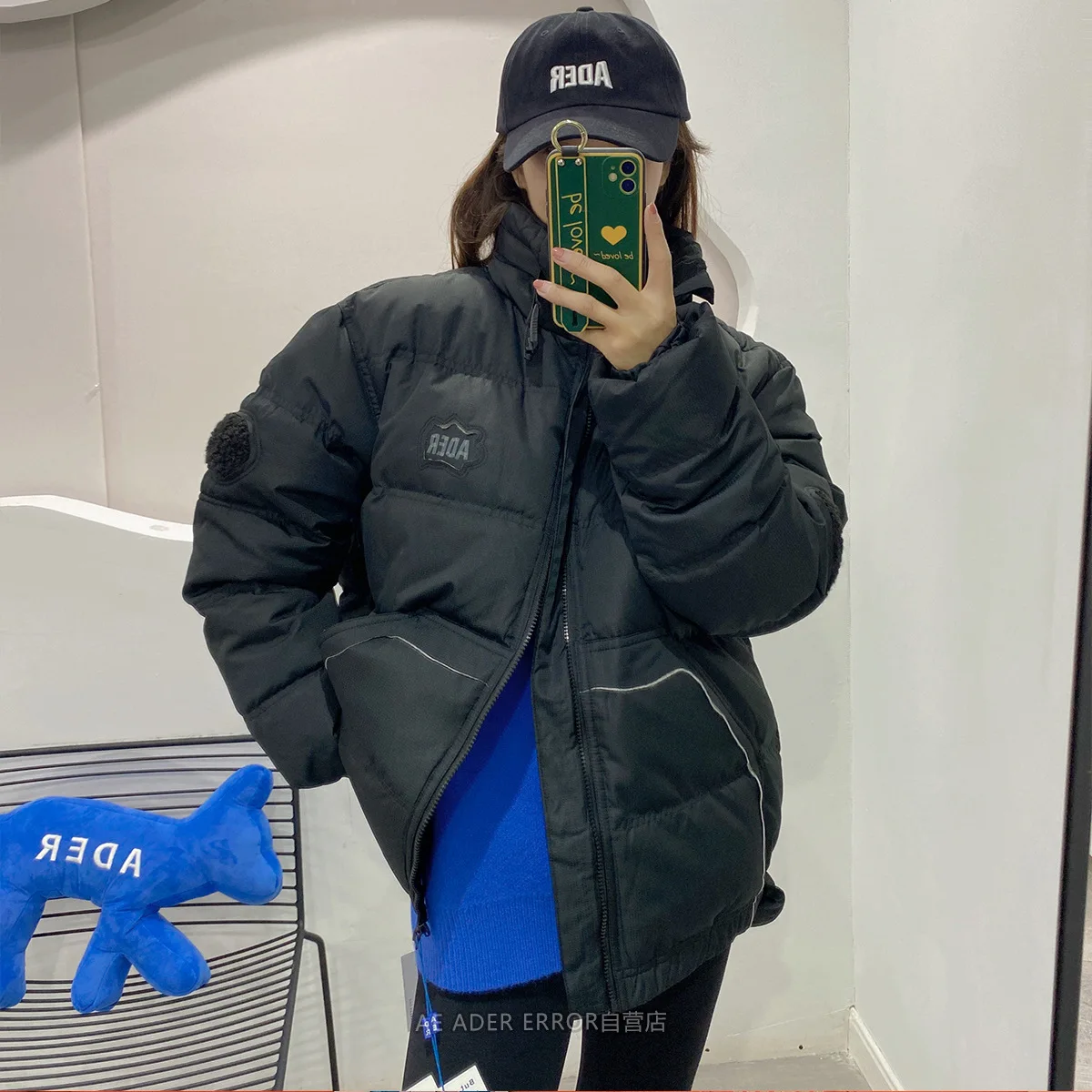 ADER winter men's and women's 1:1 high quality down jacket face mask button collar couple warm white duck down short coat Tops
ADER winter men's and women's 1:1 high quality down jacket face mask button collar couple warm white duck down short coat Tops