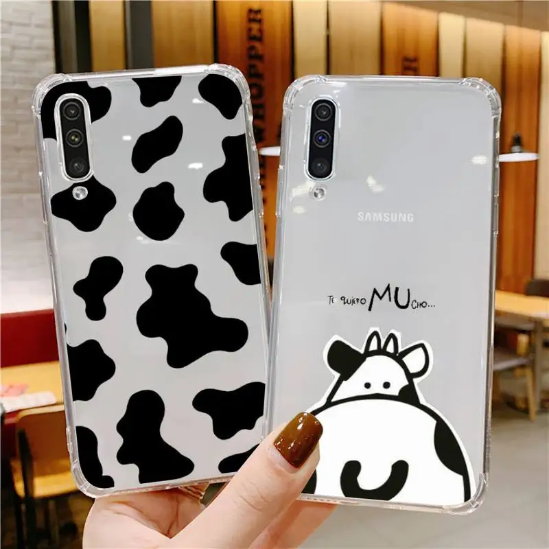New White Black Cow Symbol Pattern Print Phone Case For Xiaomi Mi 11 Ultra Lite 10 Redmi Note 9 8 7 9a K30S K40 Pro Transparent
New White Black Cow Symbol Pattern Print Phone Case For Xiaomi Mi 11 Ultra Lite 10 Redmi Note 9 8 7 9a K30S K40 Pro Transparent