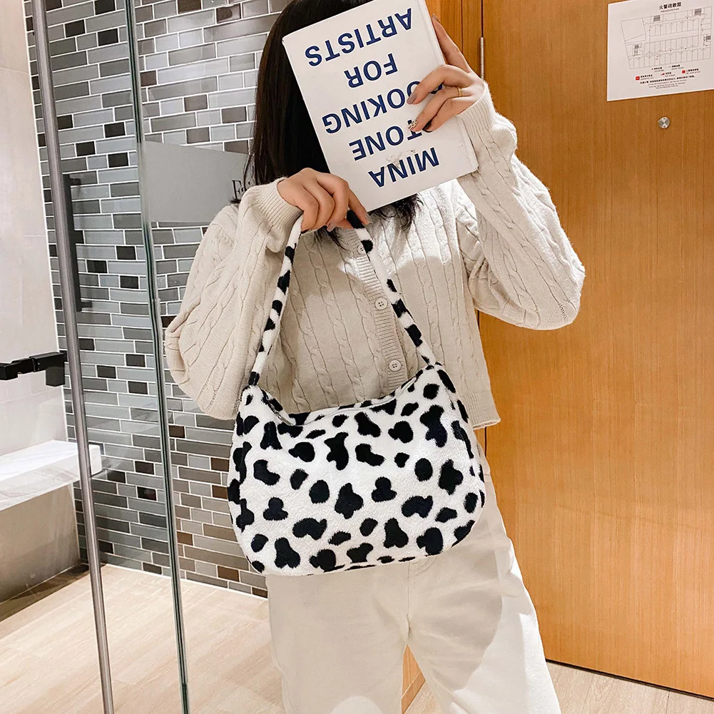 Fashion Cow Milk Print Handbag Totes Women Plush Travel Shoulder Underarm Purse Autumn Winter Portable Top-handle Bags
Fashion Cow Milk Print Handbag Totes Women Plush Travel Shoulder Underarm Purse Autumn Winter Portable Top-handle Bags