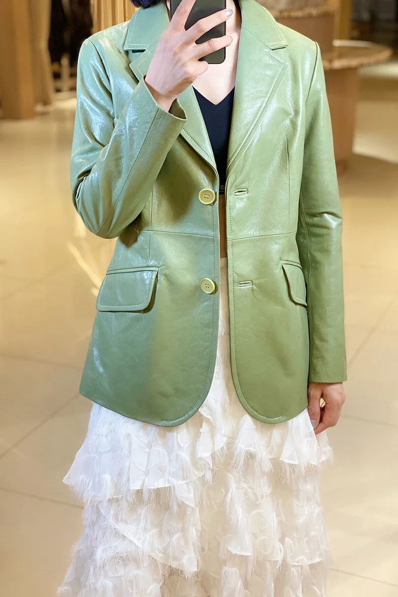 20212021 autumn suit avocado green leather jacket wild sheep skin professional slim fit
20212021 autumn suit avocado green leather jacket wild sheep skin professional slim fit