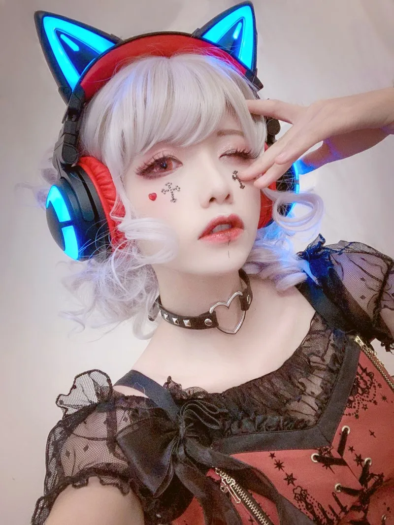 Orignal Full new YOWU Cat ears red black Wireless bluetooth headset LED Luminescence Comics game headphone for girl
Orignal Full new YOWU Cat ears red black Wireless bluetooth headset LED Luminescence Comics game headphone for girl