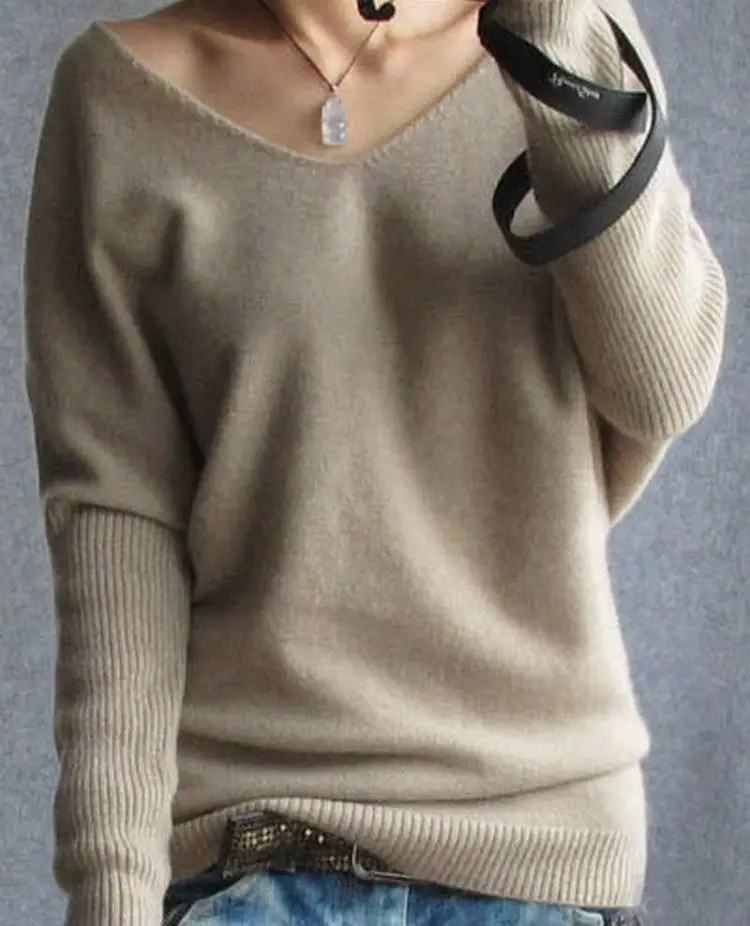 ZITY Spring Autumn Cashmere Women Fashion Sexy V -Neck Sweaters Pullover Loose 100 %Wool Batwing Sleeve Plus Size Knitted Tops
ZITY Spring Autumn Cashmere Women Fashion Sexy V -Neck Sweaters Pullover Loose 100 %Wool Batwing Sleeve Plus Size Knitted Tops