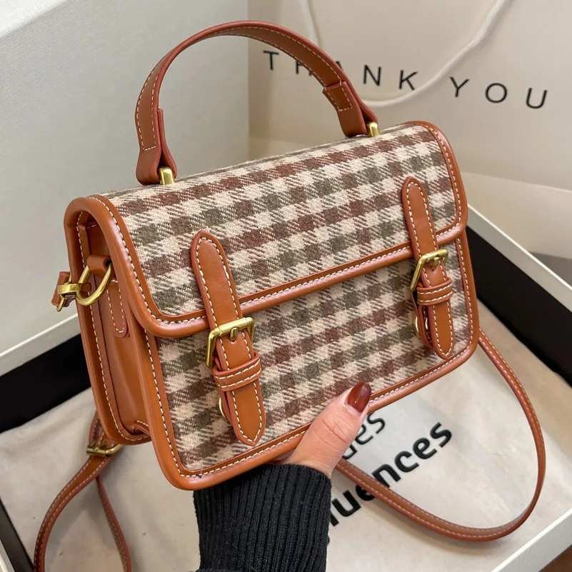 Холщовые сумки через плечо Ins Chic, женская простая дизайнерская сумка на плечо, модная дамская сумочка, дизайнерская Весенняя маленькая квад...
Холщовые сумки через плечо Ins Chic, женская простая дизайнерская сумка на плечо, модная дамская сумочка, дизайнерская Весенняя маленькая квад...