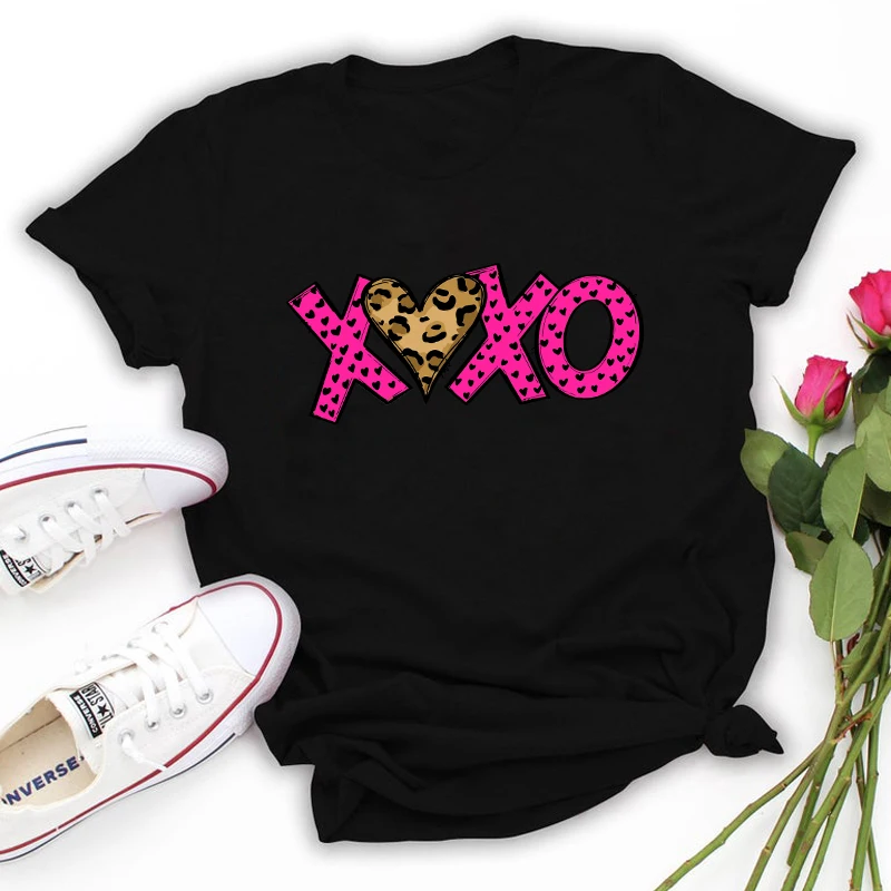 Футболка XOXO с леопардовым сердцем для Дня Святого Валентина, забавный подарок на день Святого Валентина, винтажная женская футболка с графи...
Футболка XOXO с леопардовым сердцем для Дня Святого Валентина, забавный подарок на день Святого Валентина, винтажная женская футболка с графи...