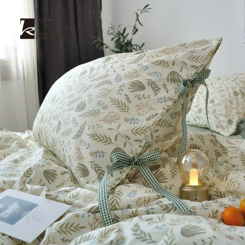INS Plant Flower Pattern Cotton Pillow Case With Butterfly Ribbon Single Pillow Cover Pilow Case Decorative Case On The Pillow 
INS Plant Flower Pattern Cotton Pillow Case With Butterfly Ribbon Single Pillow Cover Pilow Case Decorative Case On The Pillow