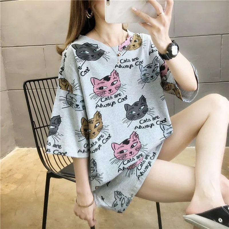 Cartoon Printing T-shirt Women 2021 Summer New Short-sleeved Top Loose Long Bottoming Shirt Harajuku Graphic T Shirts
Cartoon Printing T-shirt Women 2021 Summer New Short-sleeved Top Loose Long Bottoming Shirt Harajuku Graphic T Shirts