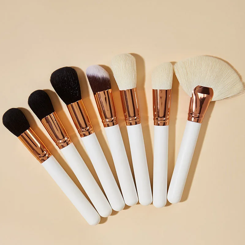 7PCs/Set Makeup Brush Set for Cosmetic Powder Foundation Eyeshadow Lip Make Up Brushes Beauty Tools
7PCs/Set Makeup Brush Set for Cosmetic Powder Foundation Eyeshadow Lip Make Up Brushes Beauty Tools