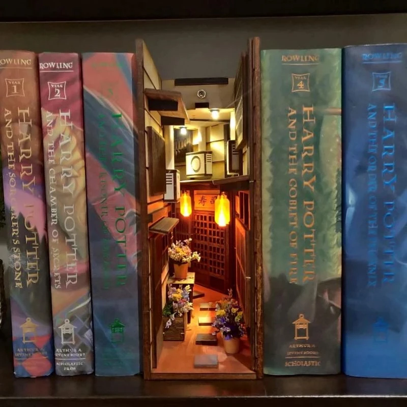 Book Nook Insert Decor Ancient Streets Retro Bookshelf Alley Bookend Home Decoration Gifts Model Building Kit with Led Light 1
Book Nook Insert Decor Ancient Streets Retro Bookshelf Alley Bookend Home Decoration Gifts Model Building Kit with Led Light 1