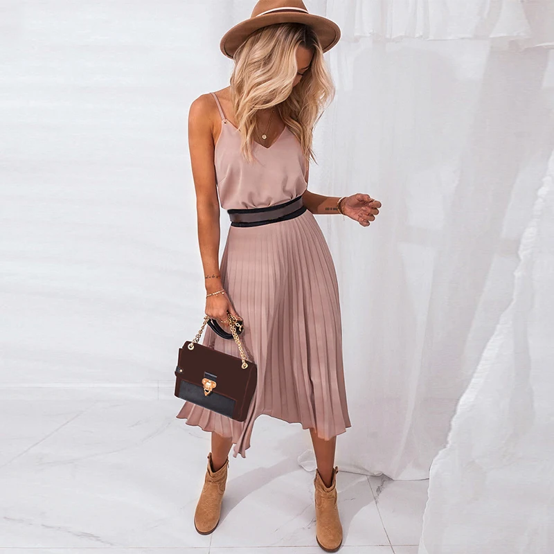 2021 Sexy Women Summer Sexy Dress Spaghetti Strap Dress V-Neck Pink Female Pleated Midi Dress Casual Office Ladies Party Dresses
2021 Sexy Women Summer Sexy Dress Spaghetti Strap Dress V-Neck Pink Female Pleated Midi Dress Casual Office Ladies Party Dresses