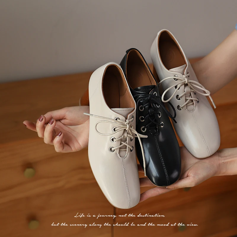 Elegant Retro Natural Leather Shoes Women's Thick High Heels Square Toe Single Shoes Woman Ladies Pumps Dress Shoes Size 34-42
Elegant Retro Natural Leather Shoes Women's Thick High Heels Square Toe Single Shoes Woman Ladies Pumps Dress Shoes Size 34-42