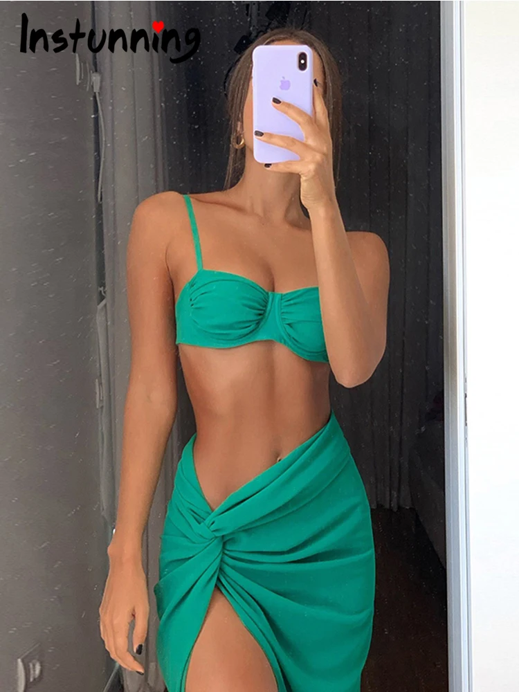Instunning Women Two Pieces Set Sexy Casual Bandage Camisole Top Matching Asymmetrical Folds Skirts Streetwear Club Female Suit
Instunning Women Two Pieces Set Sexy Casual Bandage Camisole Top Matching Asymmetrical Folds Skirts Streetwear Club Female Suit