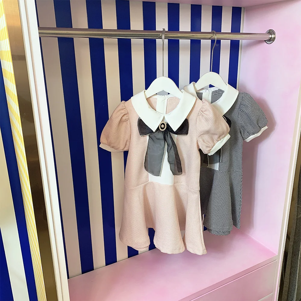 Высококачественная детская клетчатая юбка с бантом и лацканами для девочек, новый стиль 2022, супер темпераментный дизайн, ретро детское плат...
Высококачественная детская клетчатая юбка с бантом и лацканами для девочек, новый стиль 2022, супер темпераментный дизайн, ретро детское плат...